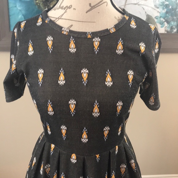 LuLaRoe Dresses & Skirts - Medium Amelia LuLaRoe